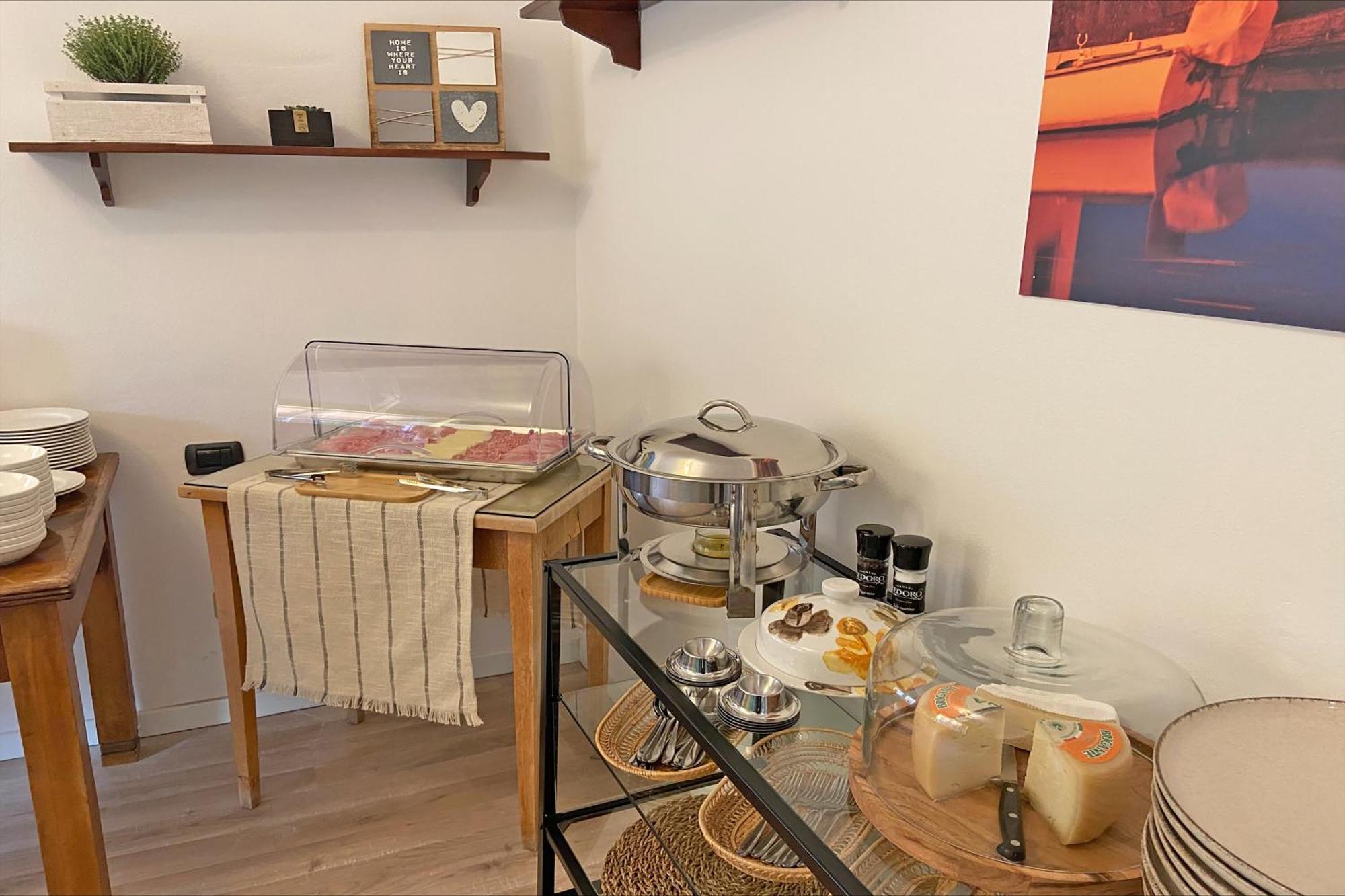 Bike & Wind Hotel Villa Maria Torbole Sul Garda ภายนอก รูปภาพ